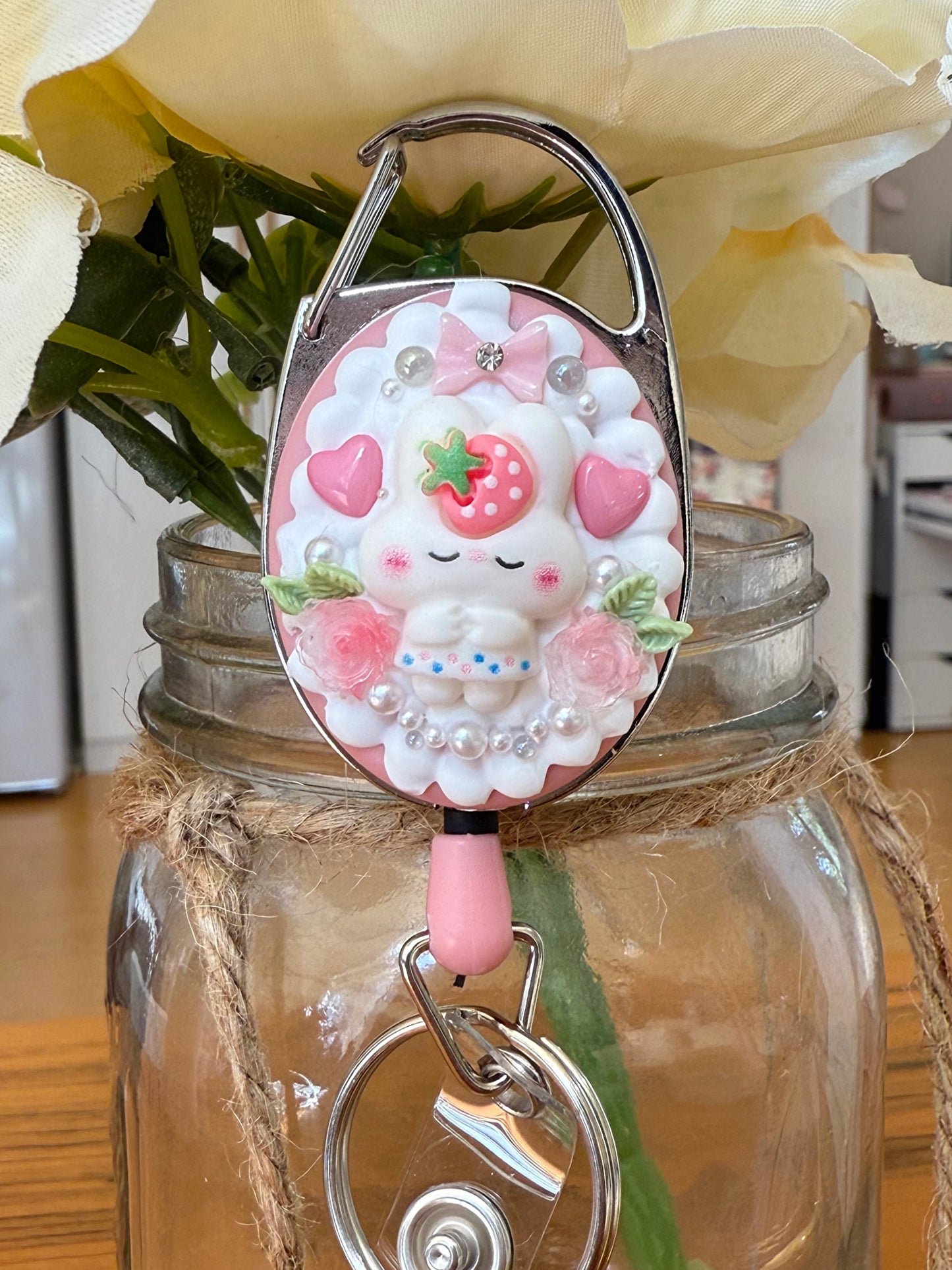 Badge Reel - Strawberry Cream