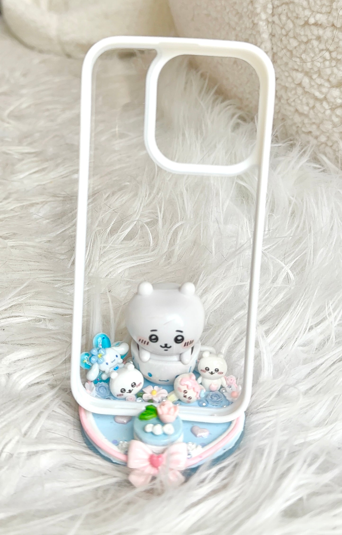Phone Stand - Chiikawa x Sanrio