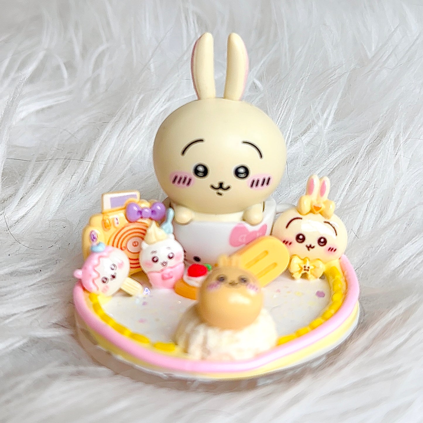 Phone Stand - Chiikawa x Sanrio