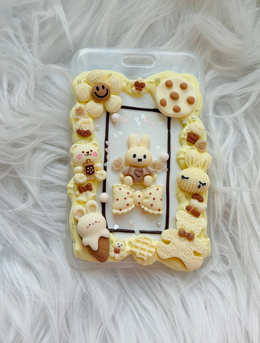 Card Holder - Creme Brulee