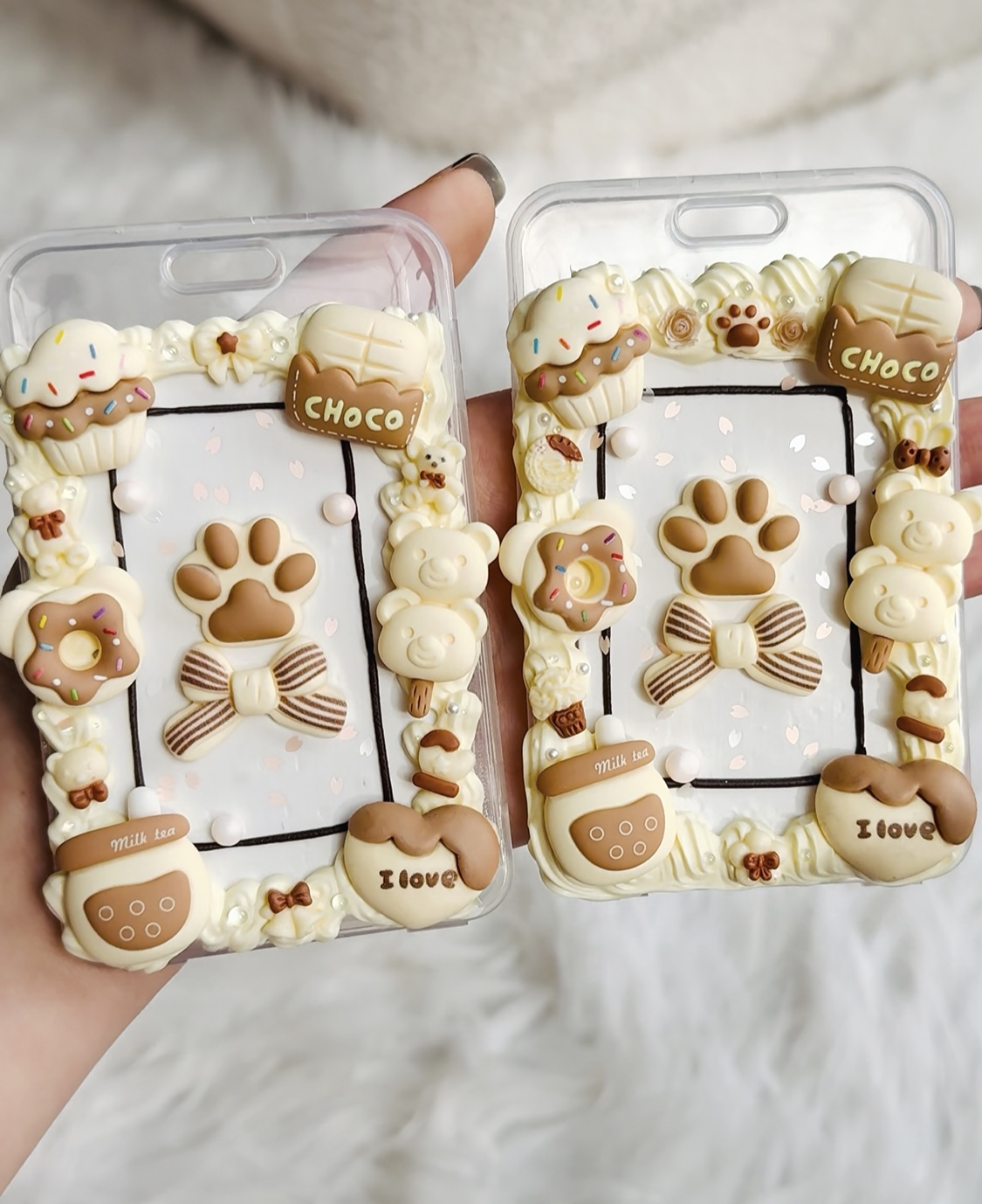 Card Holder - Cream Choco