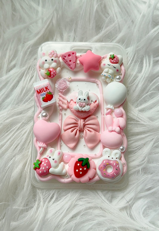 Card Holder - Strawberry Cream