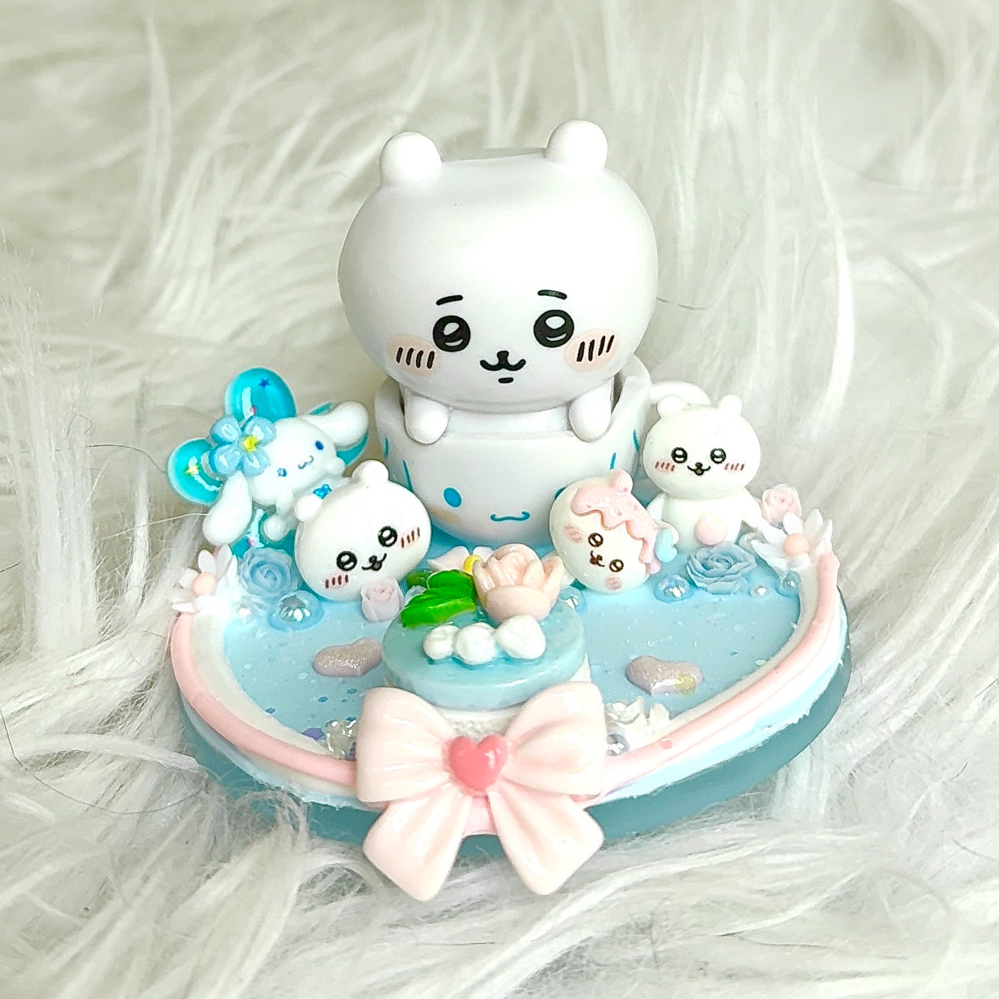 Phone Stand - Chiikawa x Sanrio