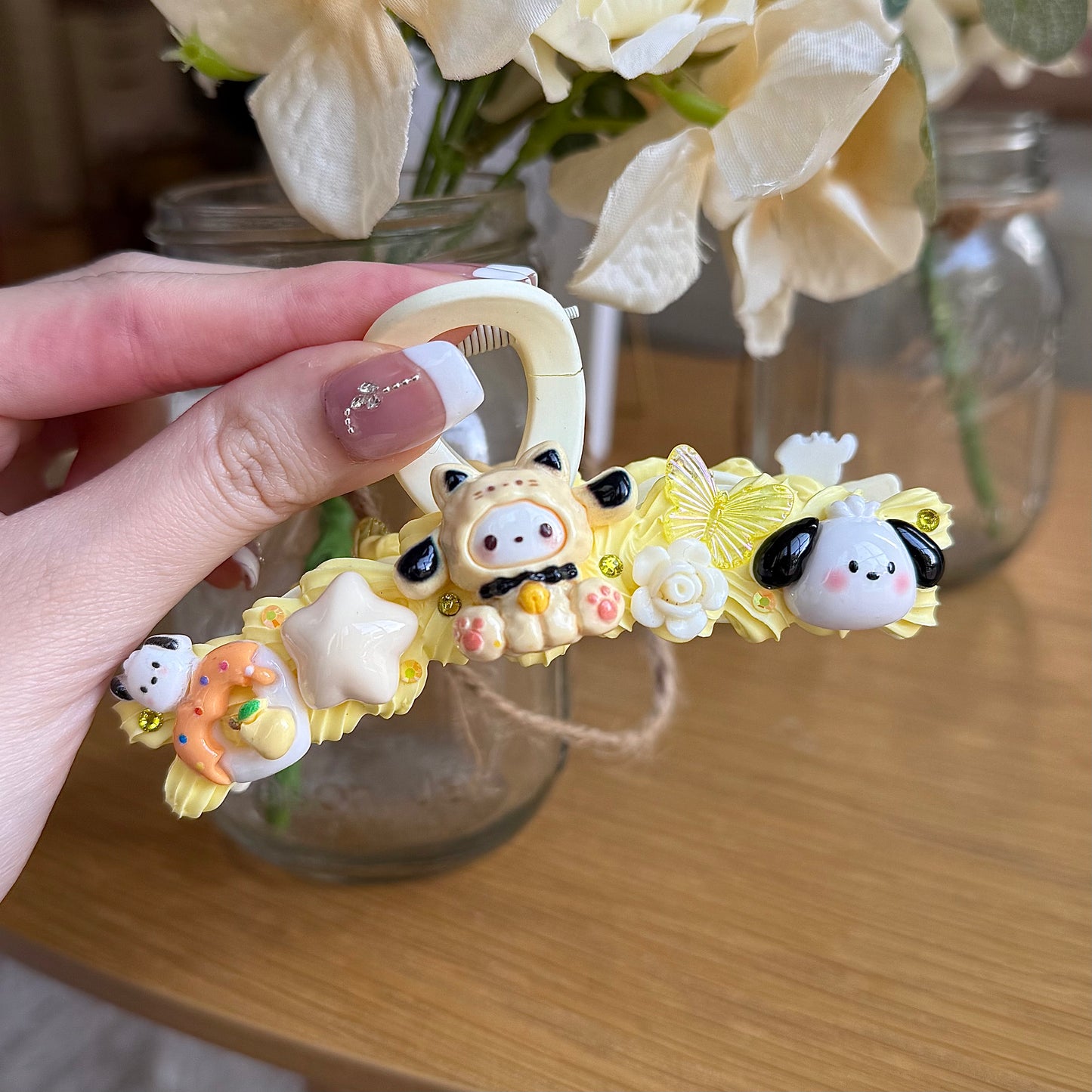 Claw Clip - Pochacco